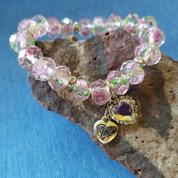 🌹🤍Betsey Johnson TZARINA Floral Glass Bead Bracelet - NWOT🤍🌹 - Picture 4 of 6